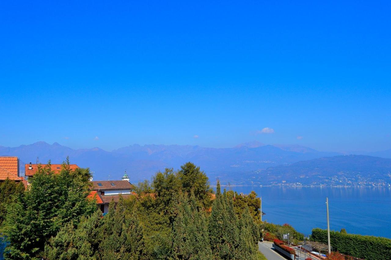 Il E La Collina Ferienhaus Stresa